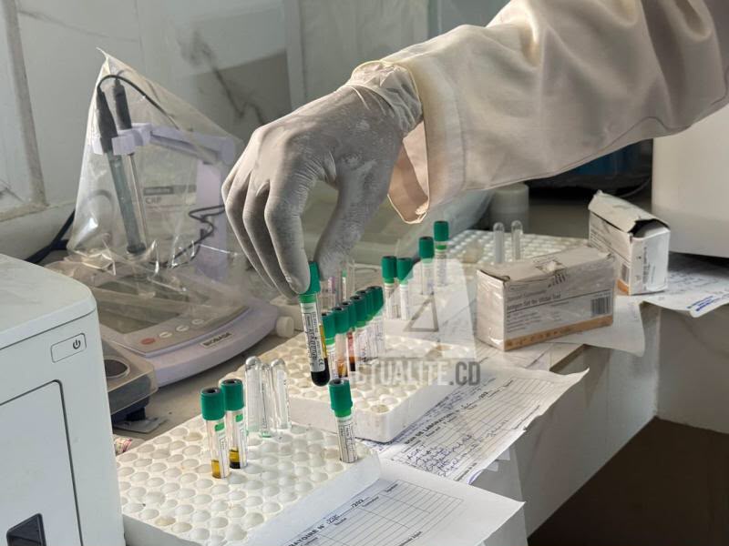 Ebola : Lancement de l’essai clinique EBO-PEP en RDC et Ouganda pour tester un traitement préventif